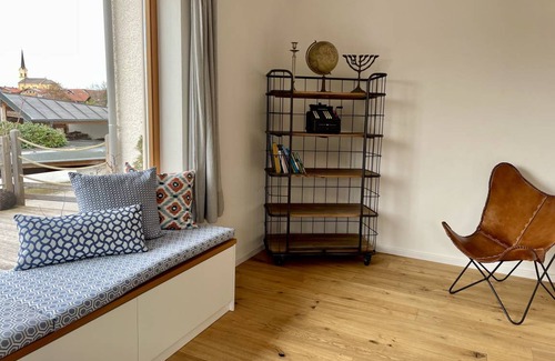 Chieming Apartment | 140 m² Apartment ∙ 2 bedrooms ∙ 6 guests