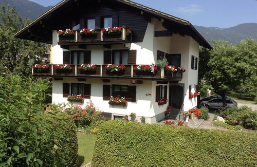 Kapfing House | 140 m² House ∙ 6 bedrooms ∙ 14 guests