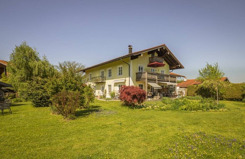 Uebersee Apartment | 142 m² Apartment ∙ 2 bedrooms ∙ 4 guests