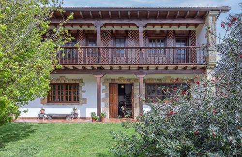 El Astillero House | 145 m² House ∙ 3 bedrooms ∙ 6 guests