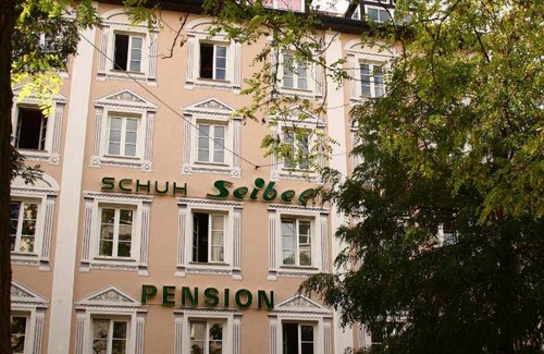 Angerviertel Bed & Breakfast | 15 m² Bed and breakfast ∙ 127 guests