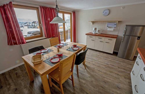 Burgberg Hotel | 15 m² Hotel ∙ 1 guest
