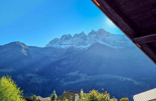 Champery Apartment | 160 m² Apartment ∙ 8 bedrooms ∙ 16 guests