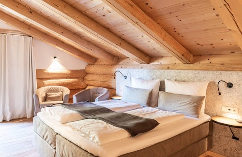 Ruhpolding Ski Chalet | 165 m² Chalet ∙ 3 bedrooms ∙ 7 guests