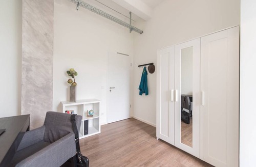 Neuperlach Resort | 170 m² Private room ∙ 1 bedroom ∙ 1 guest
