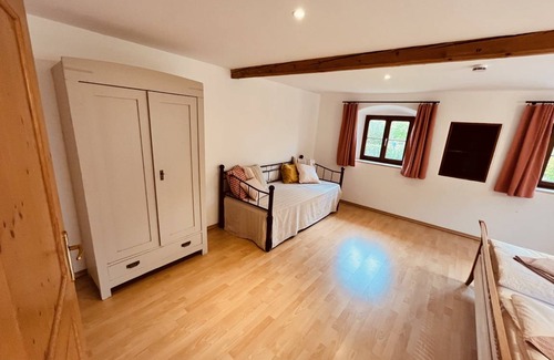 Brannenburg Apartment | 180 m² Apartment ∙ 3 bedrooms ∙ 8 guests