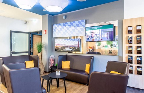 Schwabing-Freimann Hotel | 19 m² Hotel ∙ 4 guests