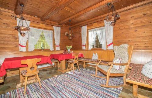 Brandberg Ski Chalet | 190 m² Chalet ∙ 5 bedrooms ∙ 12 guests