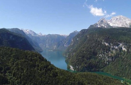 Schoenau am Koenigssee Villa | 190 m² Villa ∙ 4 bedrooms ∙ 8 guests