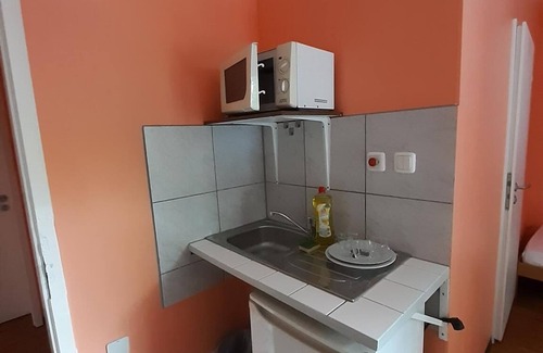 Industriebezirk Hostel | 2-Rent Group Hostel Rooms&Apartments TUB19A