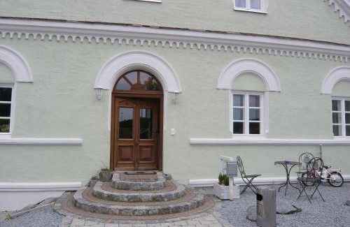 Vilsbiburg Bed & Breakfast | 20 m² Bed and breakfast ∙ 2 guests