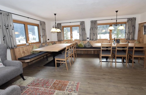Pettneu am Arlberg House | 200 m² House ∙ 6 bedrooms ∙ 13 guests
