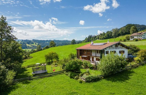 Niedersonthofen House | 200 m² House ∙ 4 bedrooms ∙ 10 guests