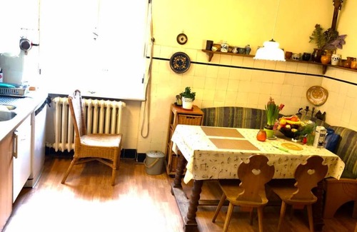 Munchner Freiheit Resort | 200 m² Private room ∙ 1 bedroom ∙ 1 guest