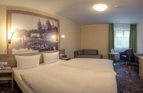 Aschaffenburg Hotel | 22 m² Hotel ∙ 10 guests
