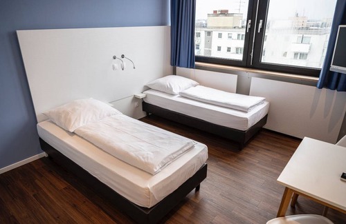 Alt-Moosach Apartment | 24 m² Apartment ∙ 2 guests