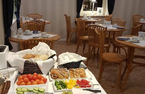 Kitzingen Bed & Breakfast | 24 m² Bed and breakfast ∙ 3 guests