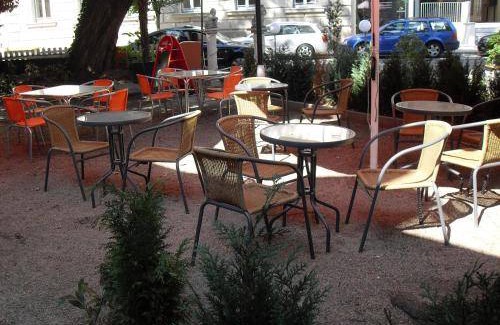 Fuerth Bed & Breakfast | 24 m² Bed and breakfast ∙ 2 guests