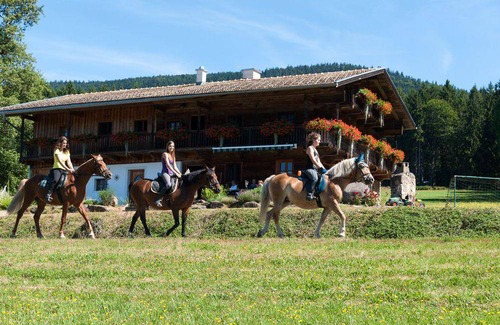 Arnbruck House | 240 m² House ∙ 5 bedrooms ∙ 10 guests