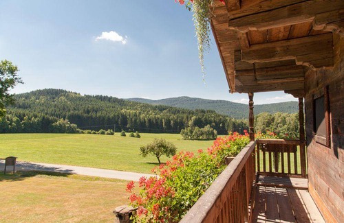 Arnbruck House | 240 m² House ∙ 5 bedrooms ∙ 10 guests