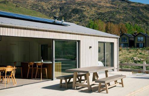 Cardrona Resort | 245 m² Resort ∙ 7 bedrooms ∙ 14 guests