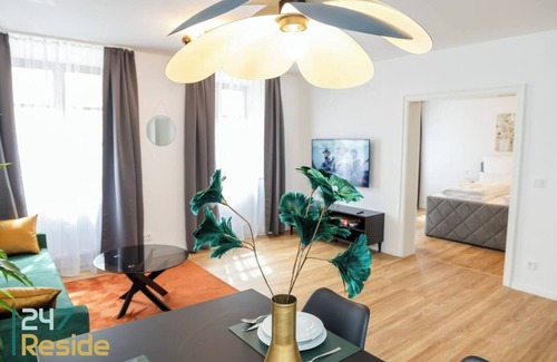 Straubing Apartment | 247 Reside: Apartment SZ1 | Downtown | Netflix
