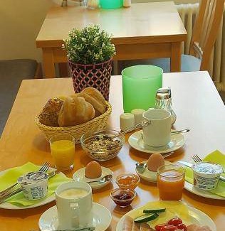 Grossmehring Bed & Breakfast | 26 m² Bed and breakfast ∙ 4 guests