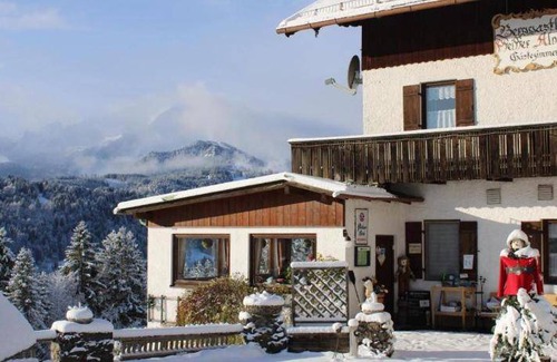 Garmisch-Partenkirchen Bed & Breakfast | 30 m² Bed and breakfast ∙ 4 guests