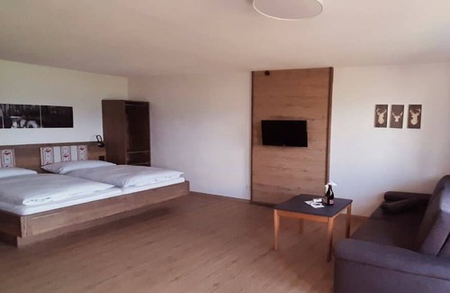 Neukirchen Beim Heiligen Blut Apartment | 30 m² Apartment ∙ 1 bedroom ∙ 2 guests