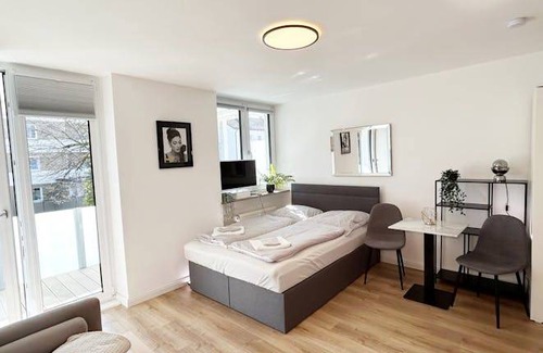 Furstenfeldbruck District Apartment | 30 m² Apartment ∙ 2 guests
