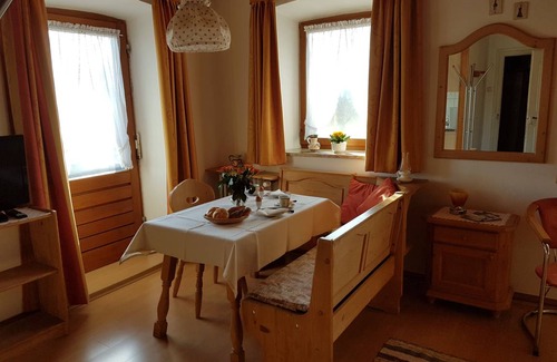 Seeon-Seebruck Apartment | 30 m² Apartment ∙ 2 guests