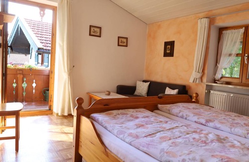 Schleching Apartment | 30 m² Apartment ∙ 2 guests