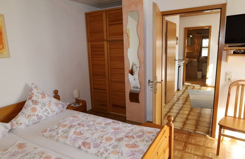 Schleching Apartment | 30 m² Apartment ∙ 2 guests