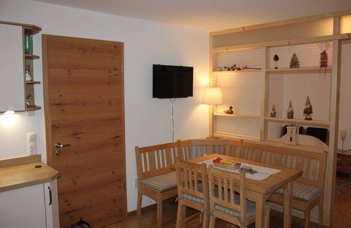Teisendorf Apartment | 30 m² Apartment ∙ 2 guests