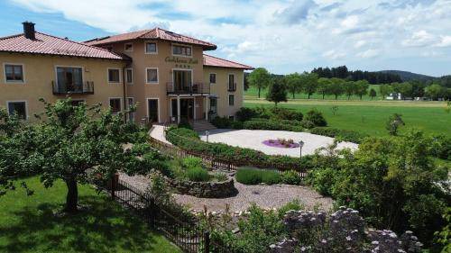 Georgenberg Hotel | 30 m² Hotel ∙ 2 guests