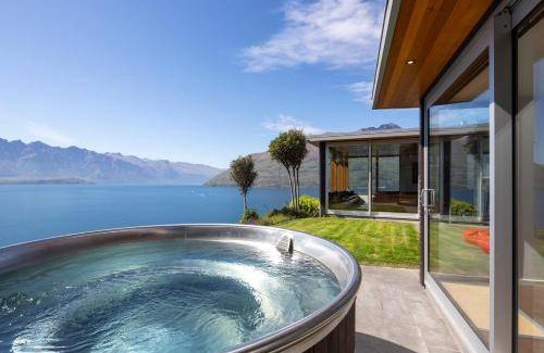 Fernhill Resort | 300 m² Resort ∙ 5 bedrooms ∙ 8 guests