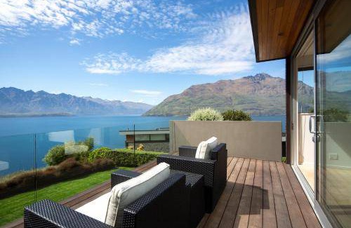 Fernhill Resort | 300 m² Resort ∙ 5 bedrooms ∙ 8 guests