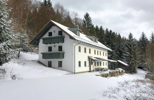 Viechtach Other | 310 m² Accommodation ∙ 8 bedrooms ∙ 25 guests