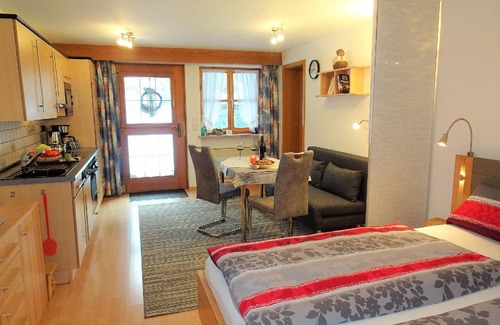 Bad Bayersoien Apartment | 32 m² Apartment ∙ 2 guests