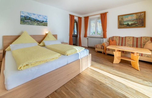 Sankt Valentin Apartment | 35 m² Apartment ∙ 2 guests