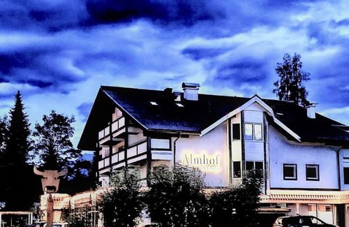 Kirchberg in Tirol Apartment | 4-room chalet apartment - Almhof Kitzlodge - Alpine Lifestyle Hotel