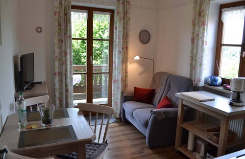 Bad Endorf Apartment | 40 m² Apartment ∙ 2 guests