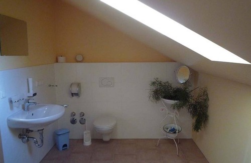 Bad Endorf Apartment | 40 m² Apartment ∙ 2 guests