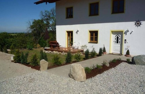 Bad Endorf Apartment | 40 m² Apartment ∙ 2 guests