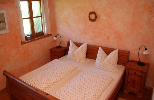 Bad Endorf Apartment | 40 m² Apartment ∙ 2 guests