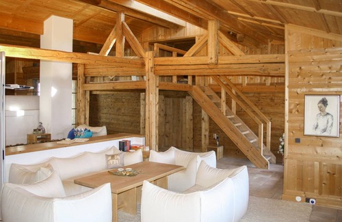 Stummerberg House | 400 m² House ∙ 3 bedrooms ∙ 6 guests