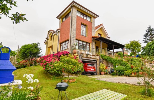 Escobedo Villa | 400 m² Villa ∙ 5 bedrooms ∙ 10 guests