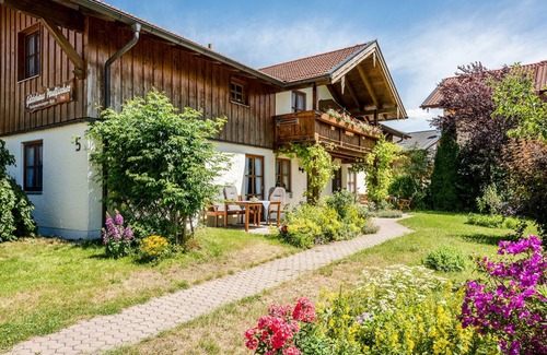 Chieming Apartment | 41 m² Apartment ∙ 1 bedroom ∙ 3 guests