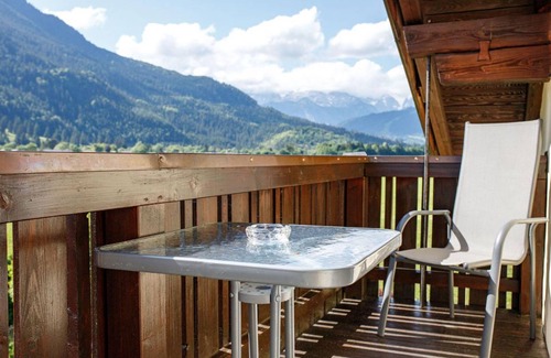 Farchant Apartment | 42 m² Apartment ∙ 1 bedroom ∙ 3 guests