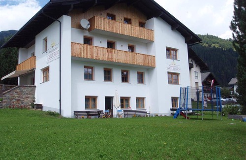 Obertilliach Apartment | 45 m² Apartment ∙ 1 bedroom ∙ 4 guests